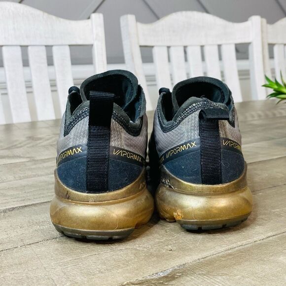 Nike Air VaporMax GS‎ Black Gold Women’s Size 8.5 - Picture 4 of 6